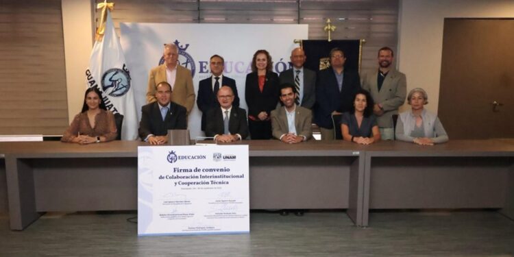 SEG y FUNAM Guanajuato firman convenio: ¿Cómo beneficiará a estudiantes y docentes?