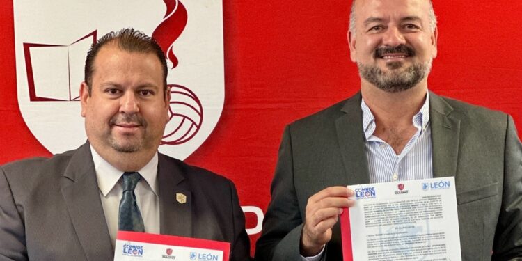 ¿Estudias en la Universidad Magno campus León? Así te beneficia el convenio que firmaron con la COMUDE