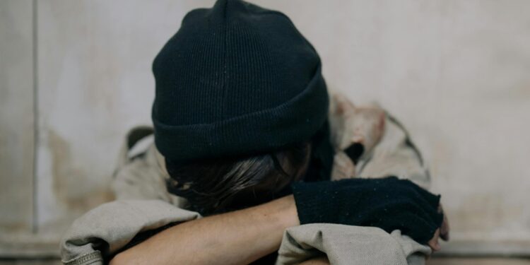 ¿Qué recomienda la Procuraduría de Protección a Niños de León sobre menores pidiendo dinero en cruceros?