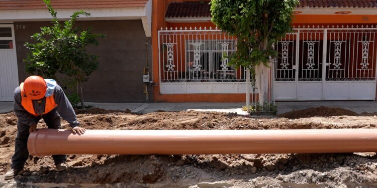 Rehabilitan red de drenaje en Paseos de Miravalle y El Retiro; ¿cuándo terminan las obras?