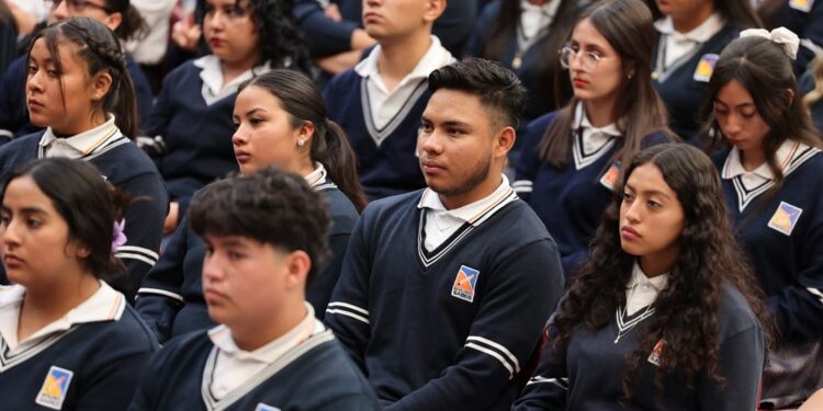 ¿Eres estudiante del SABES? Así puedes beneficiarte del convenio con el IECA
