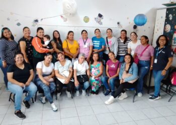 Tiendas Oxxo de León se suman a la red de Espacios Seguros para mujeres