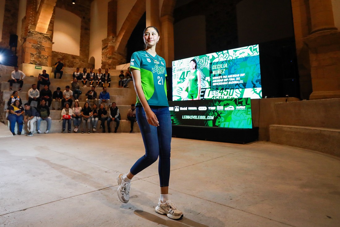 ¿No has comprado tus regalos? En Celaya realizan Feria de Navidad Regalos de Esperanza 2025