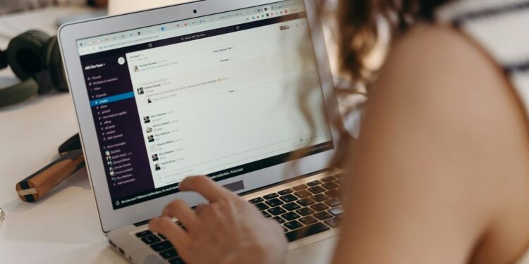 ¿Buscas empleo? Sigue estas recomendaciones para evitar estafas