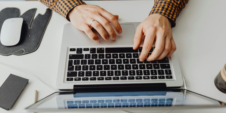 ¿Buscas empleo? Sigue estas recomendaciones para evitar estafas