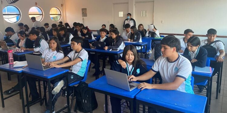 Bachillerato CETAC 18 en Irapuato incrementará su matrícula