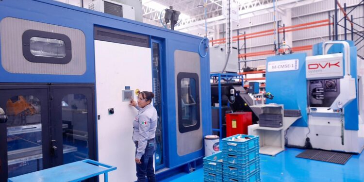 Helvex abre nueva planta en Guanajuato