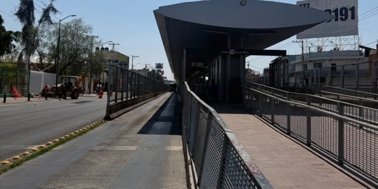 Ya iniciaron los trabajos en el paradero Santa Rita del SIT León