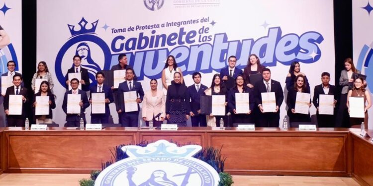 ¿Qué acciones realiza el Gabinete de las Juventudes de Guanajuato?