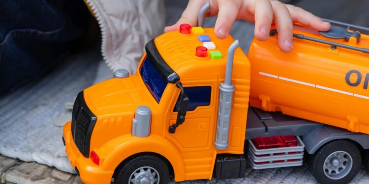 ¡Súmate a la colecta de juguetes del DIF León para celebrar a niñas y niños!