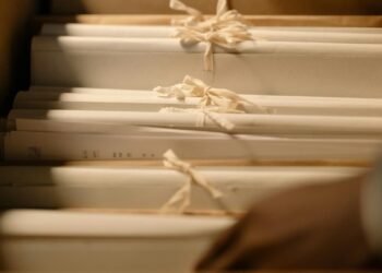 Lanzan convocatoria para Premio de Investigación “León 450, dejando huella en la historia”