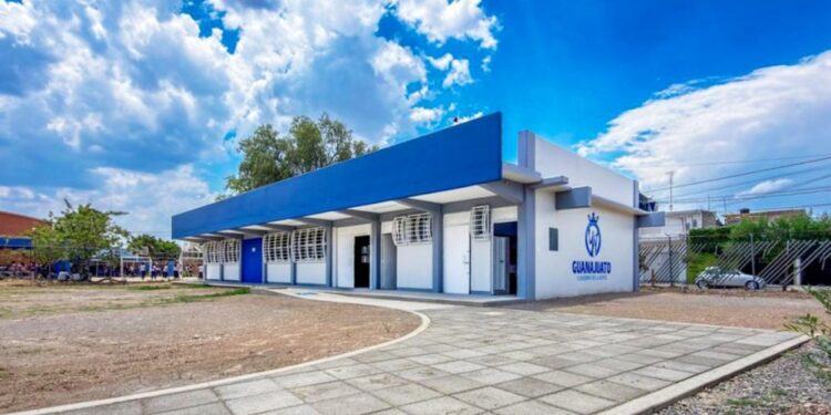 Concluyen primera etapa del nuevo edificio de la UNIDEG Irapuato; ¿qué obras realizaron?
