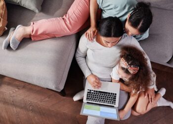 ¿Te quedarás en casa estas vacaciones? Estas son las recomendaciones para un verano seguro