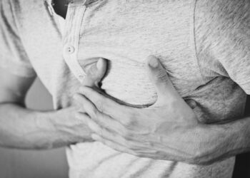¿Cuáles son las señales de alerta de un infarto y qué hacer ante una emergencia?
